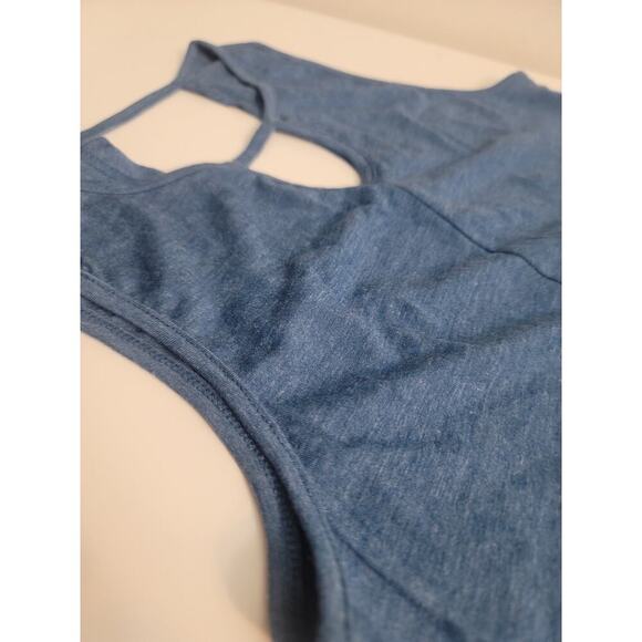 Tank Top Blue Women's Workout Activewear or Loungewear Size Medium - Picture 3 of 4